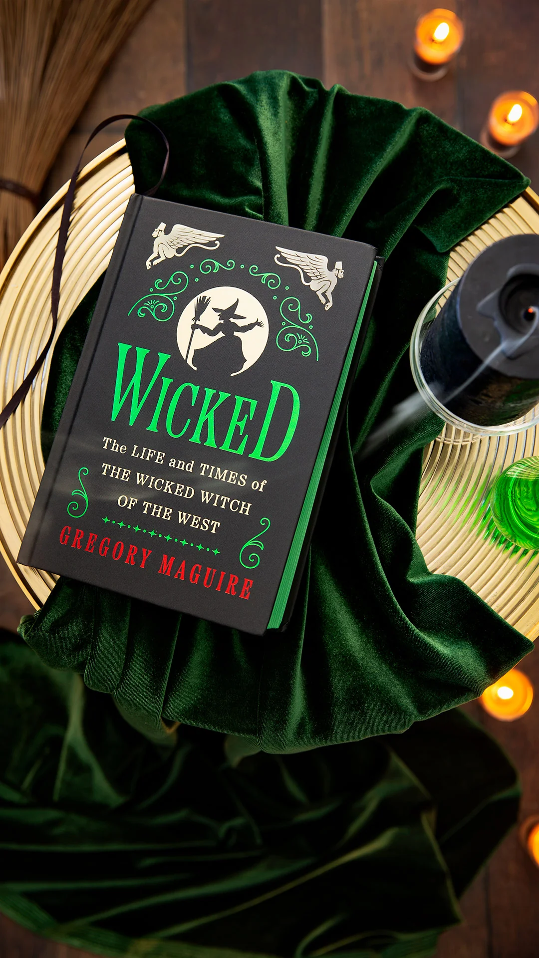 Wicked Collector’s Edition: The Life and Times of the Wicked Witch of the West - Image 3
