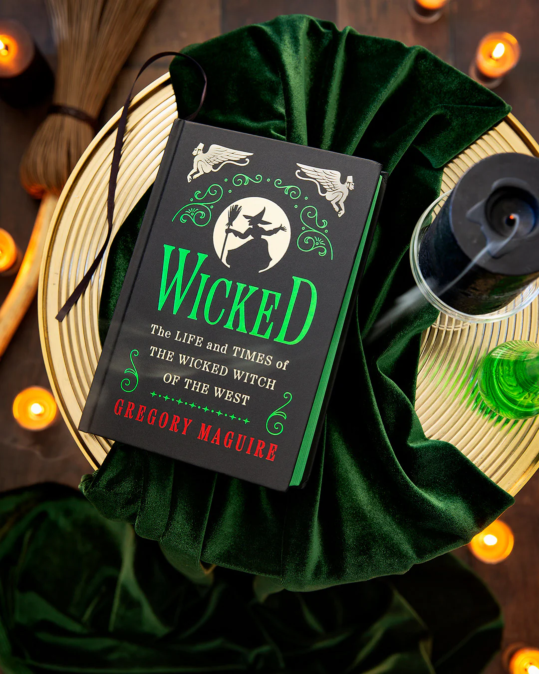 Wicked Collector’s Edition: The Life and Times of the Wicked Witch of the West - Image 4